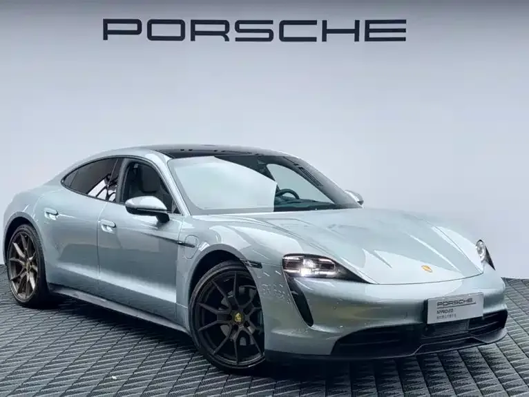 Porsche Taycan — фото 10