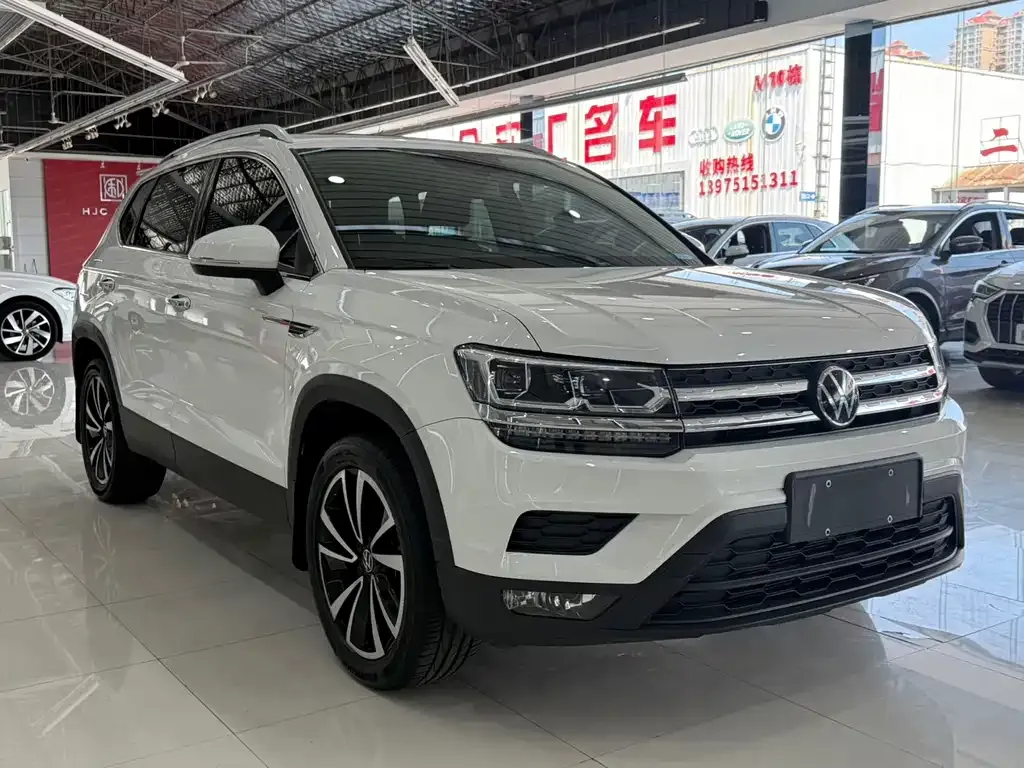 Volkswagen Tharu — фото 8