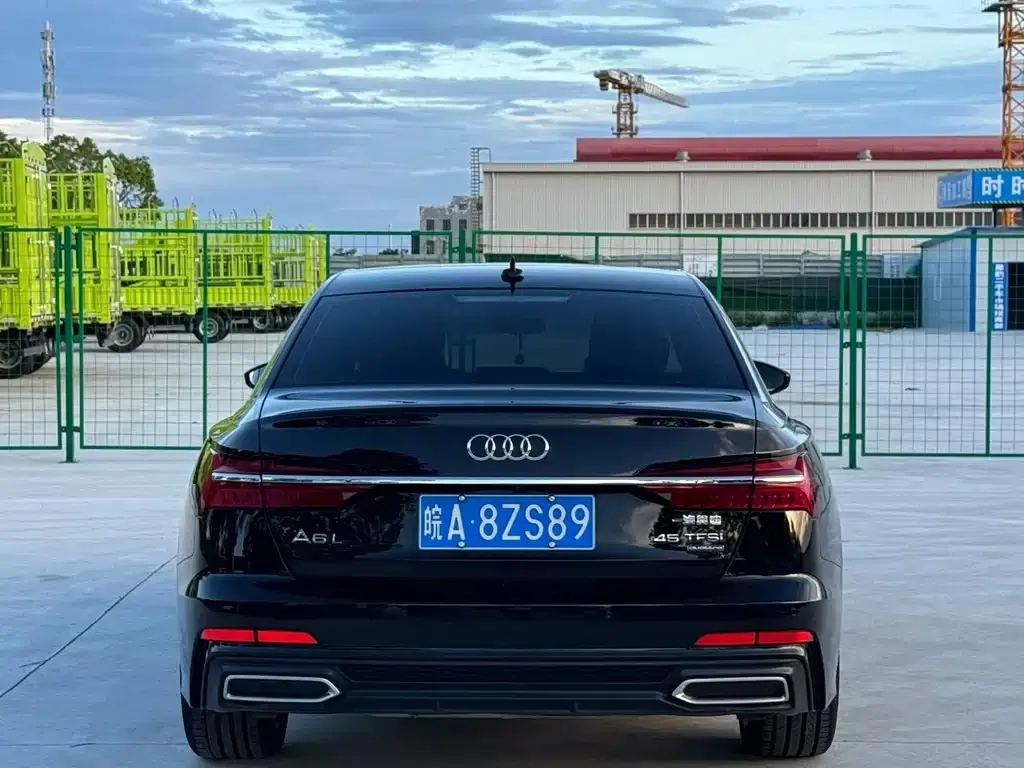 Audi A6L — фото 7