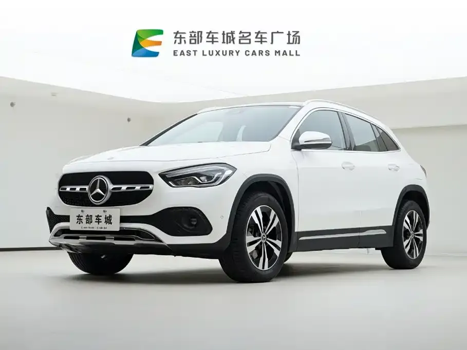 Mercedes-Benz GLA — фото 1