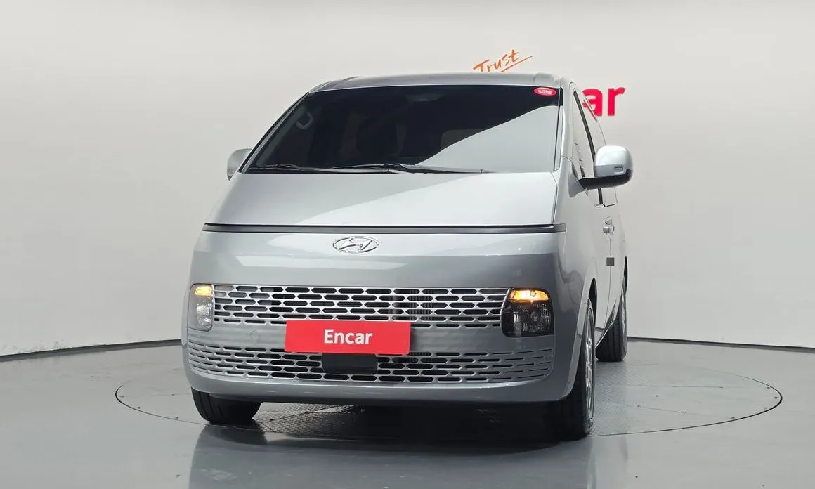 Hyundai Staria — фото 2