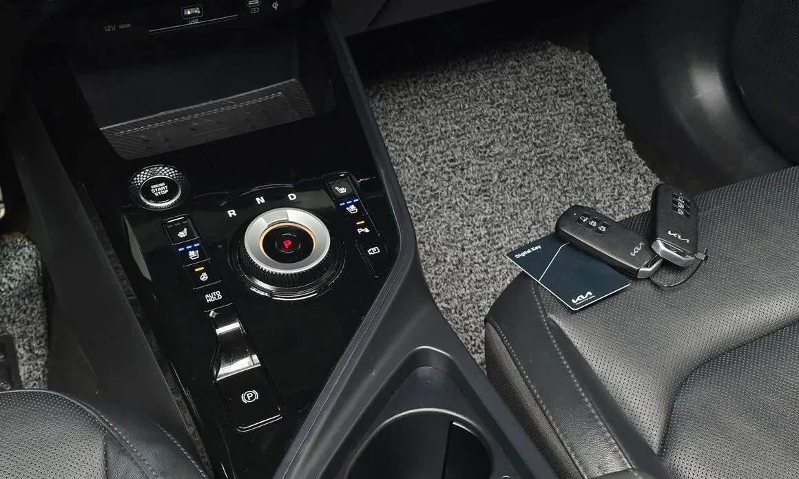 Kia Niro — фото 10