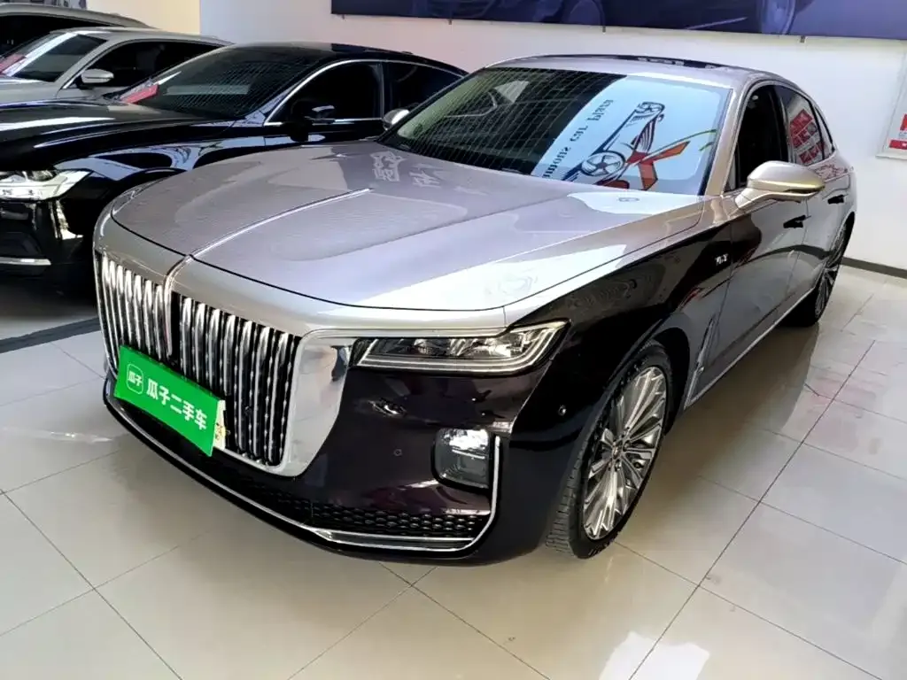 Hongqi H9 — фото 1