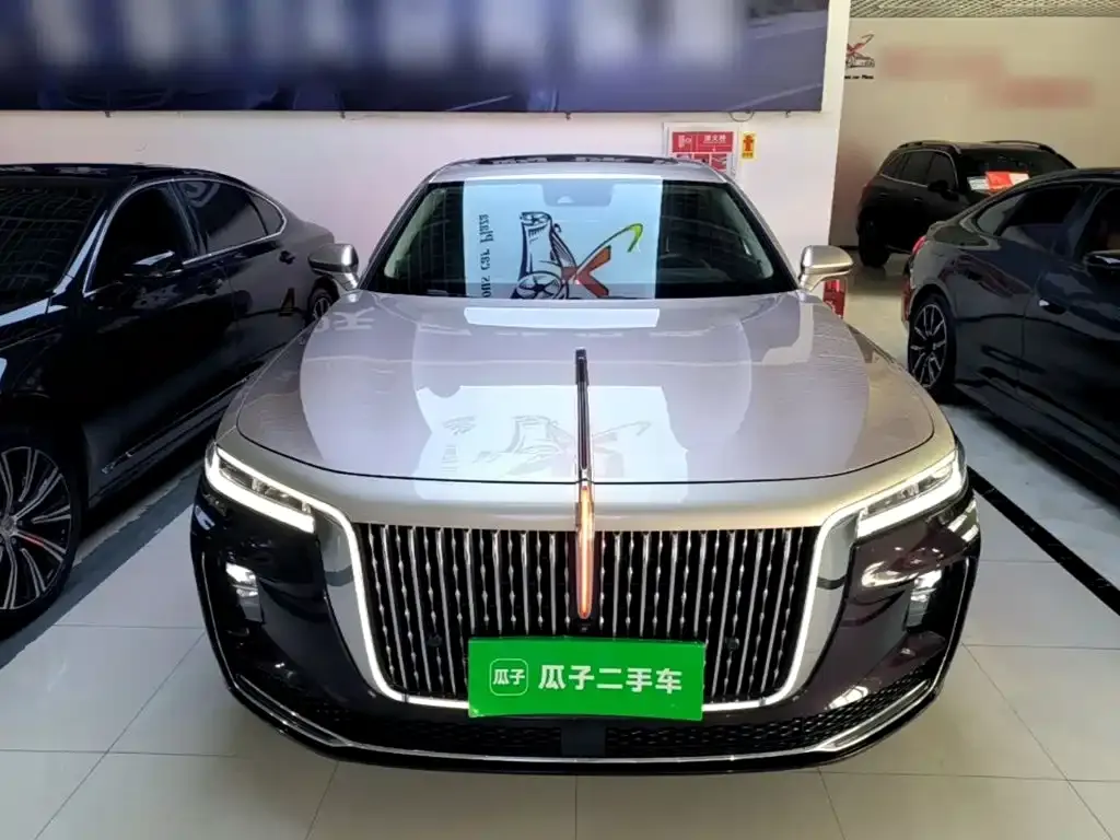 Hongqi H9 — фото 10