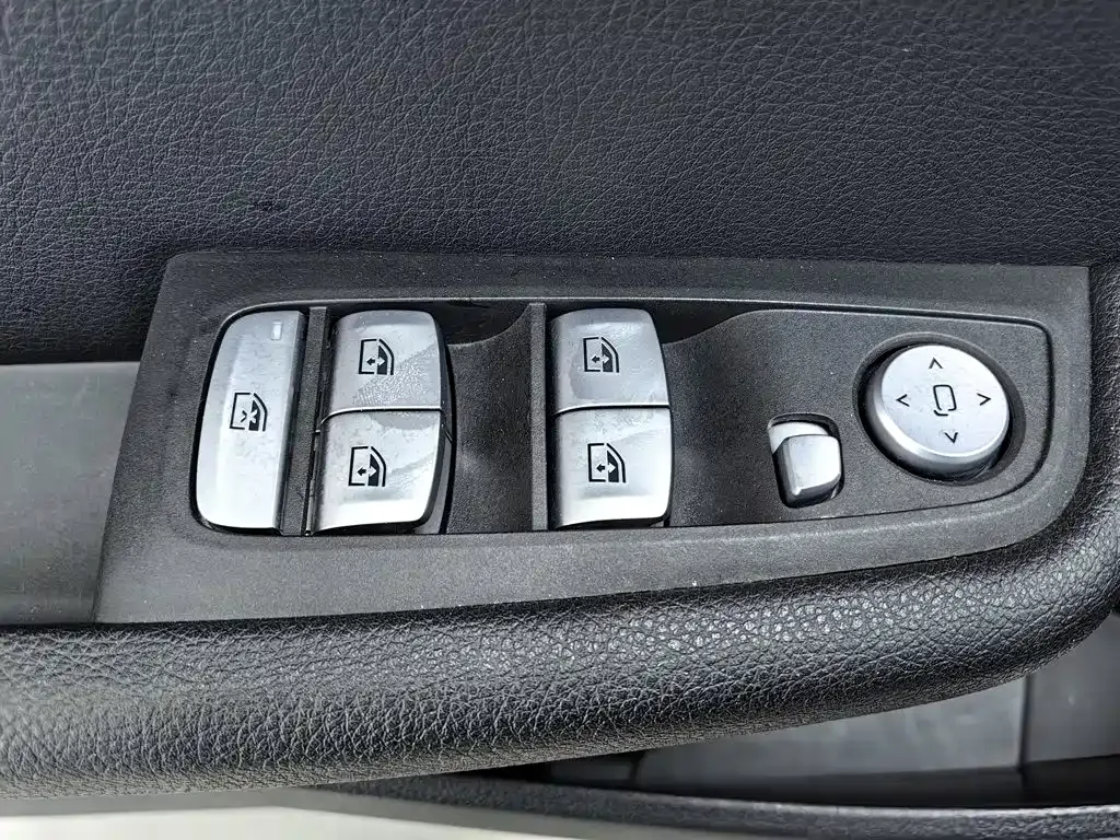 BMW 1 Series — фото 10