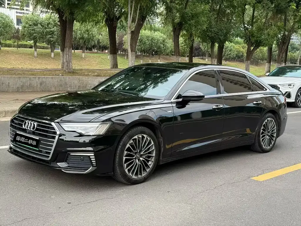 Audi A6L New Energy — фото 1
