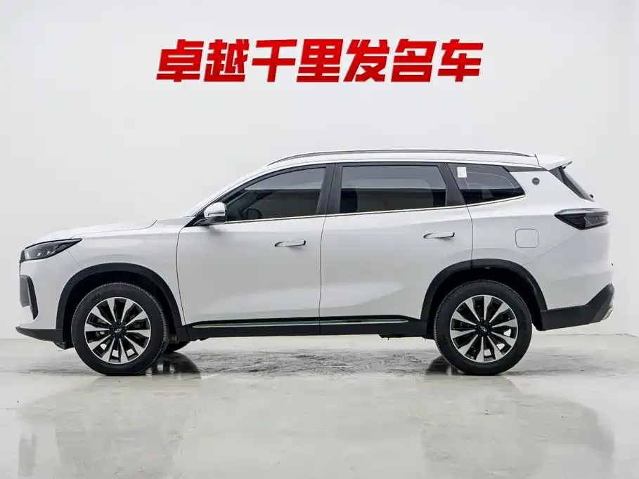 Chery Tiggo 8 PLUS — фото 10
