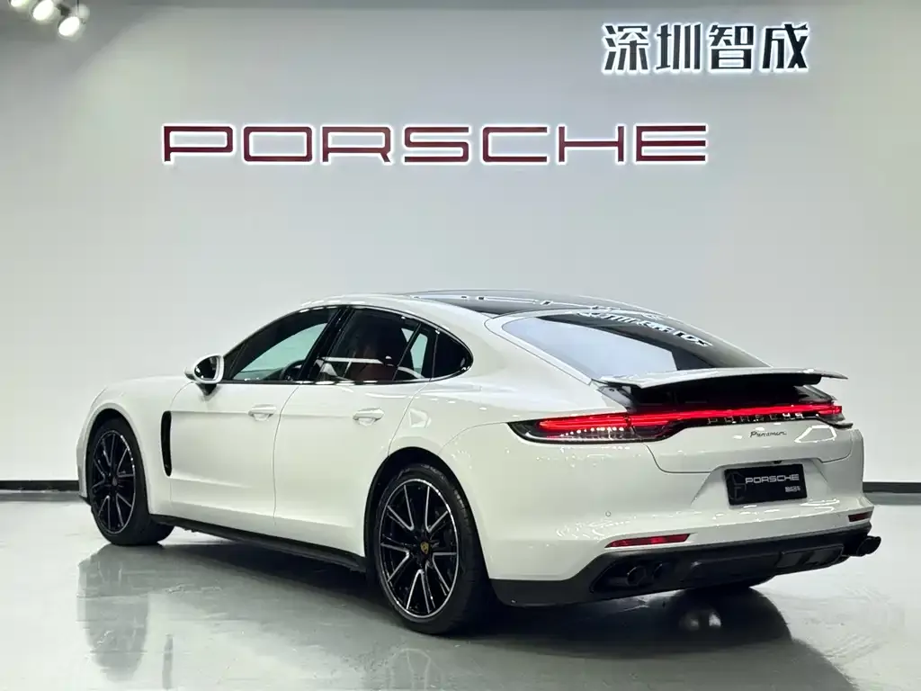 Porsche Panamera — фото 10
