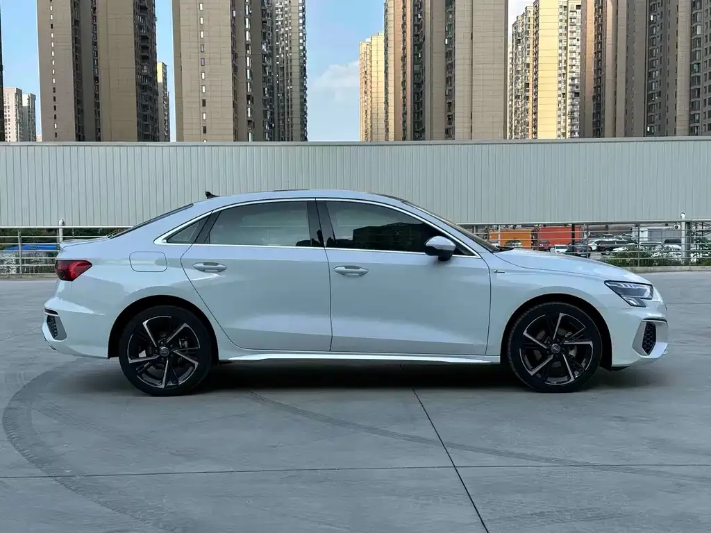 Audi A3 — фото 5