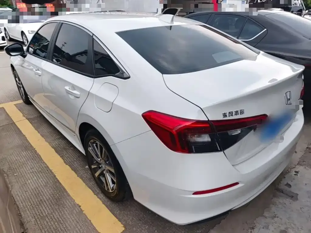 Honda Civic — фото 5