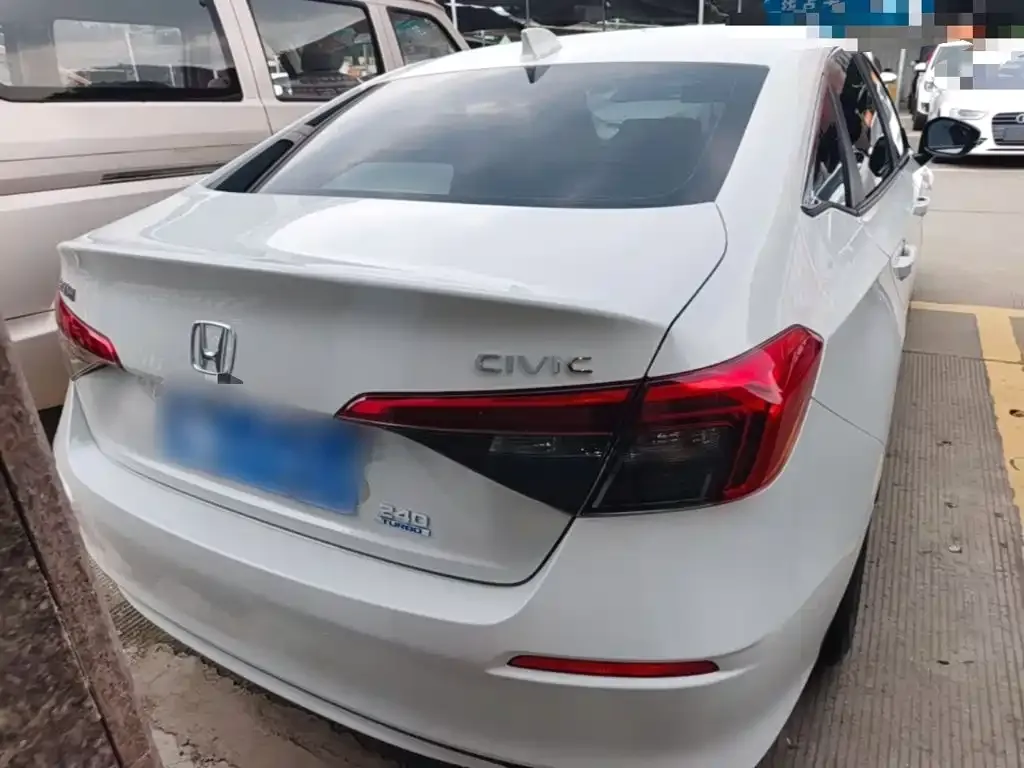 Honda Civic — фото 2