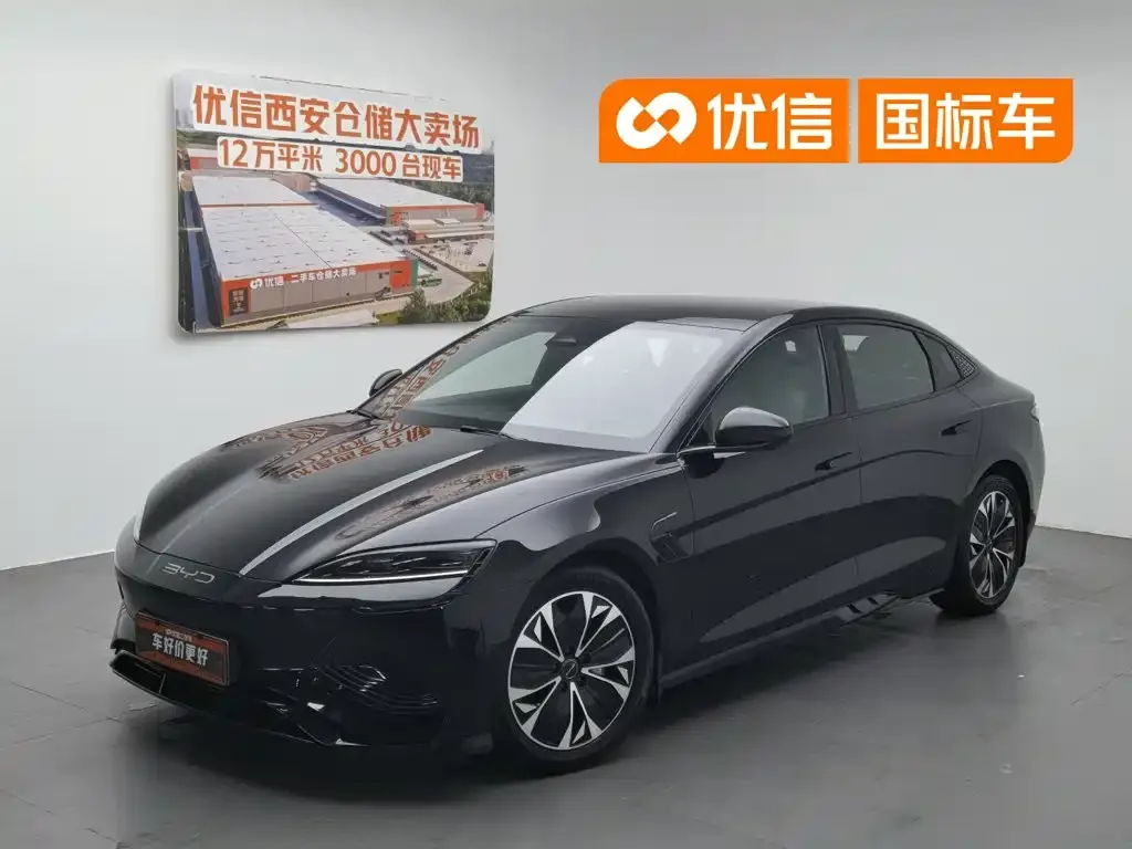 BYD Seal — фото 1