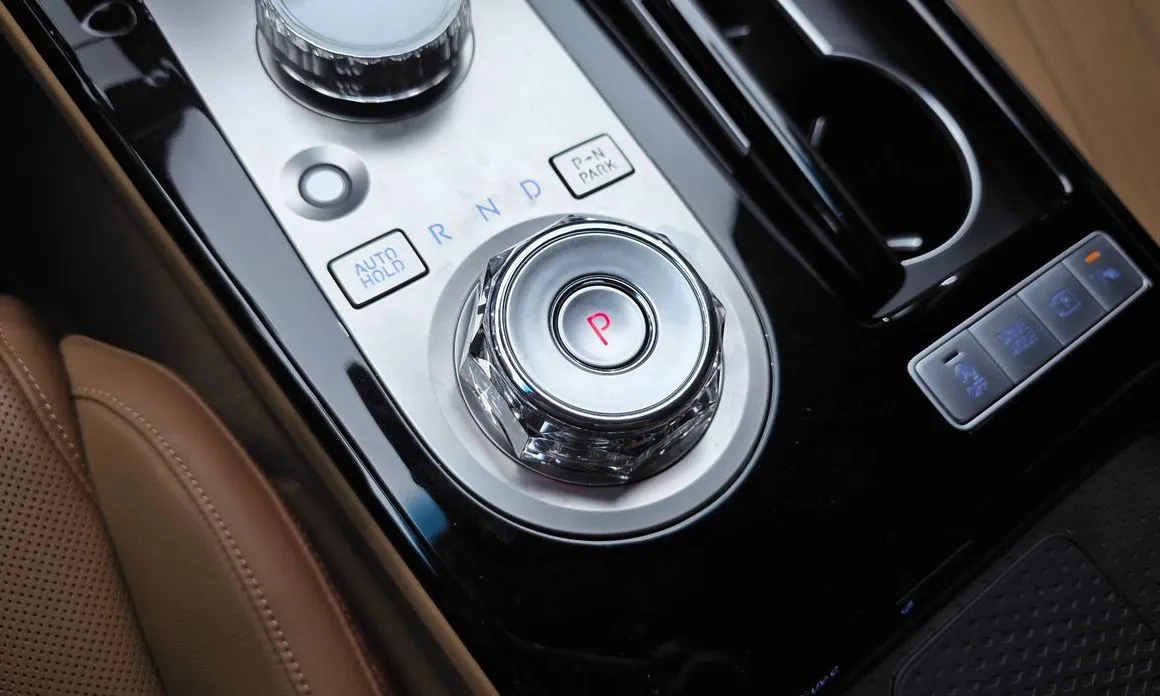 Genesis G80 — фото 3