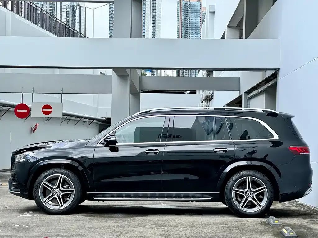 Mercedes-Benz GLS — фото 4