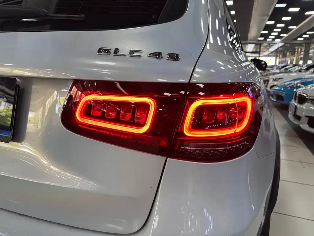 Mercedes-Benz GLC AMG — фото 4