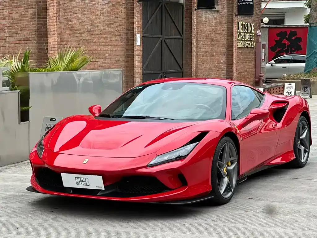 Ferrari F8 — фото 5