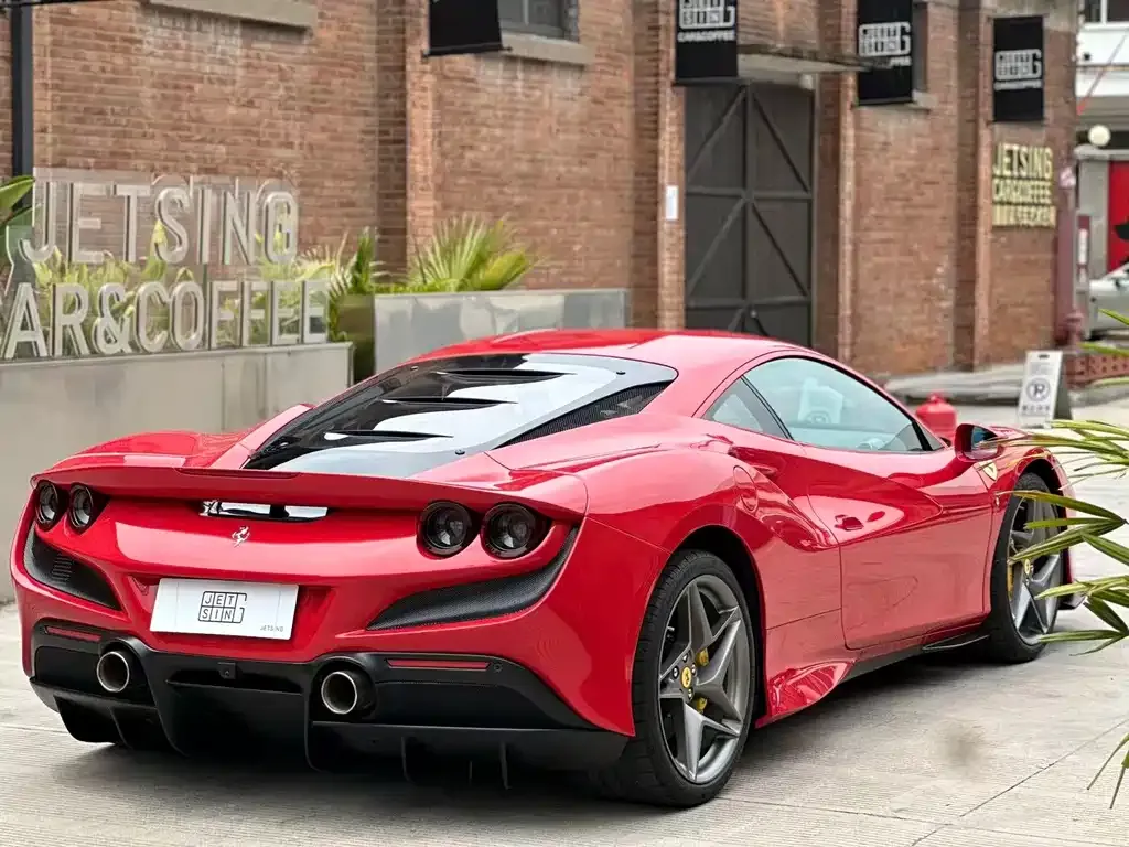 Ferrari F8 — фото 2