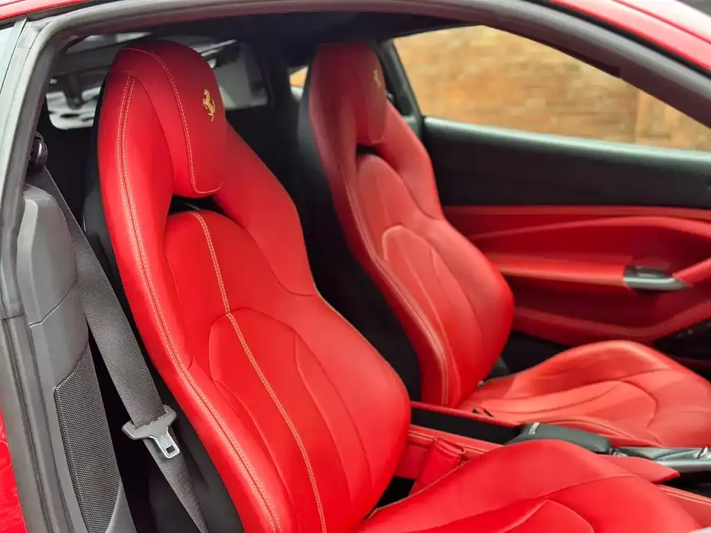 Ferrari F8 — фото 8