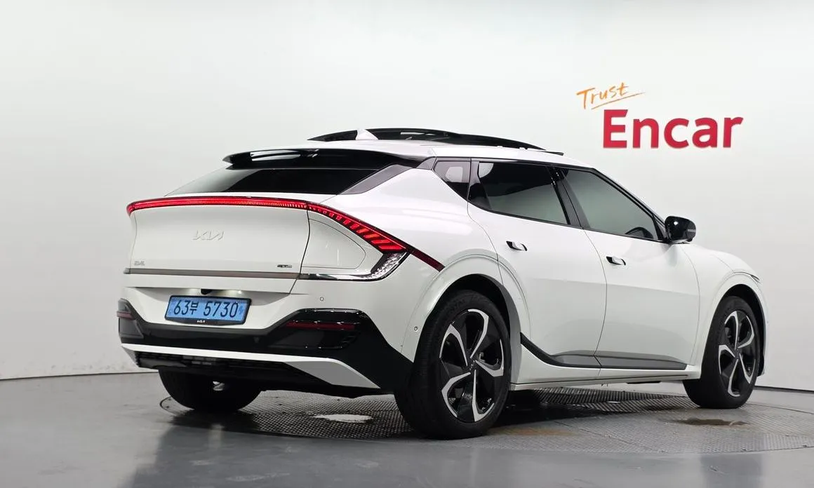 Kia EV6 — фото 4
