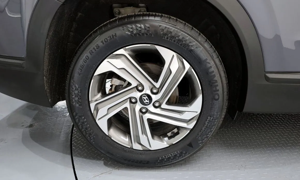 Hyundai Santafe — фото 7