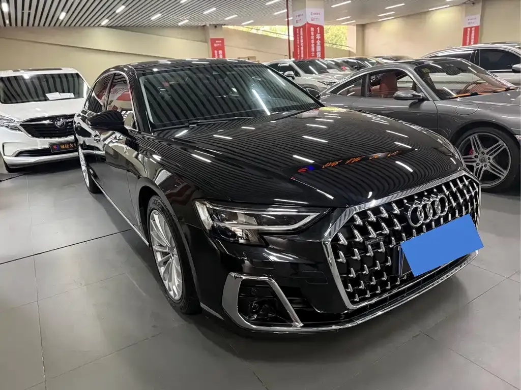 Audi A8 — фото 8