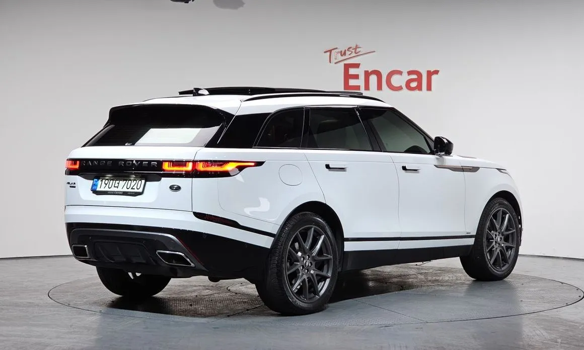Land Rover Range Rover Velar — фото 3