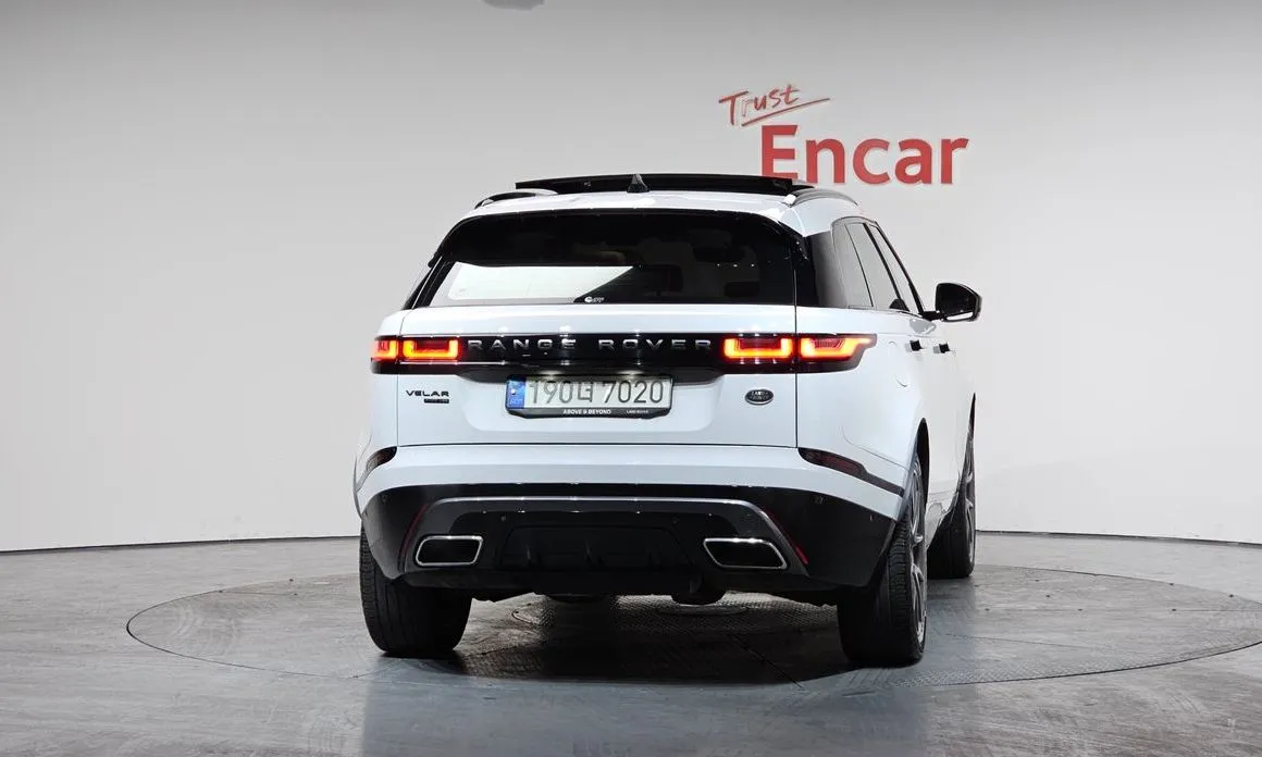 Land Rover Range Rover Velar — фото 5