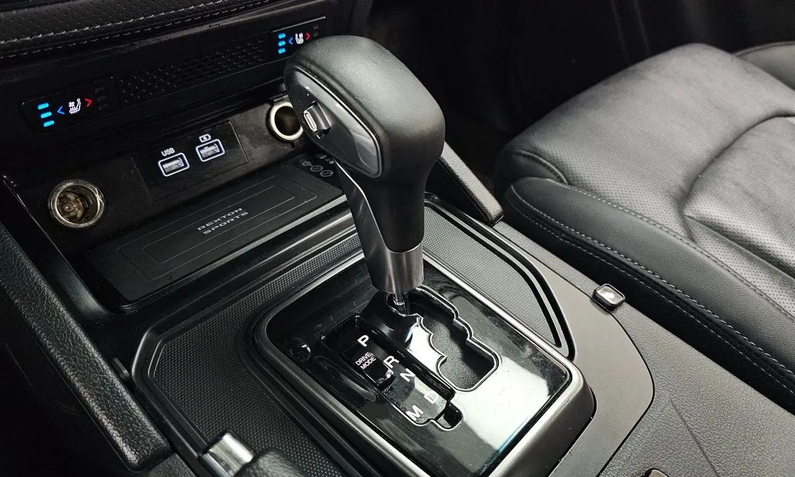 KG Mobility (Ssangyong) Rexton — фото 3
