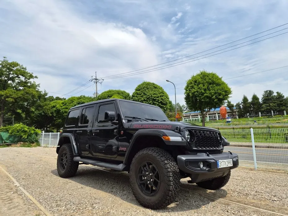 Jeep Wrangler — фото 6