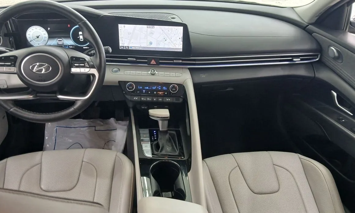 Hyundai AVANTE — фото 2