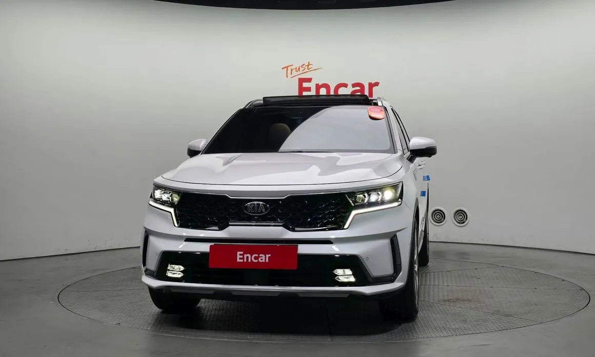 Kia Sorento — фото 5