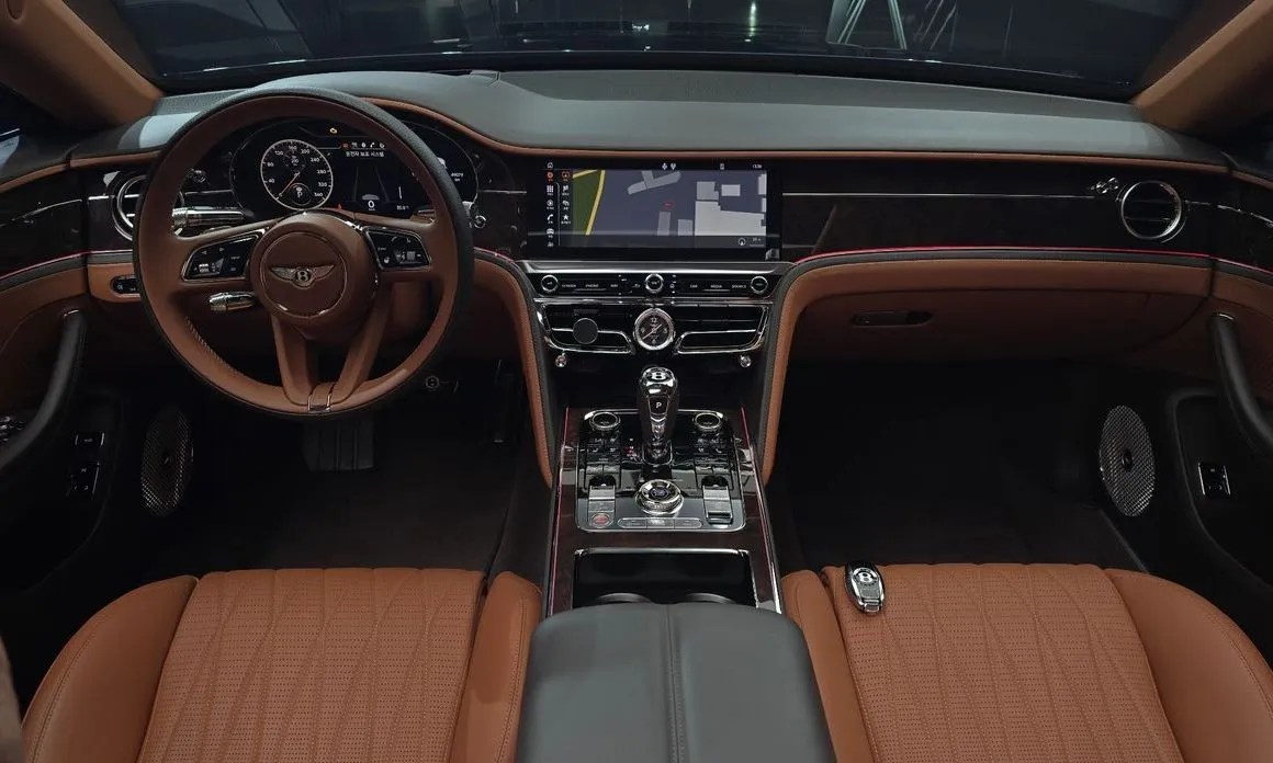 Bentley Flying Spur — фото 7