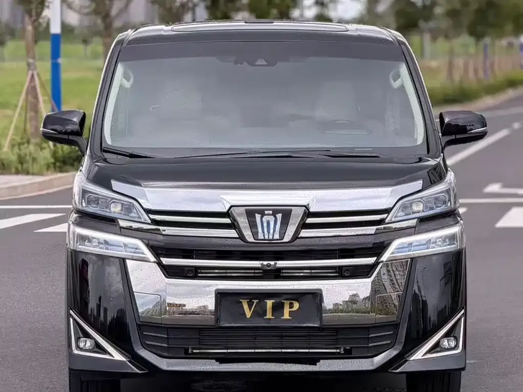 Toyota Vellfire — фото 4