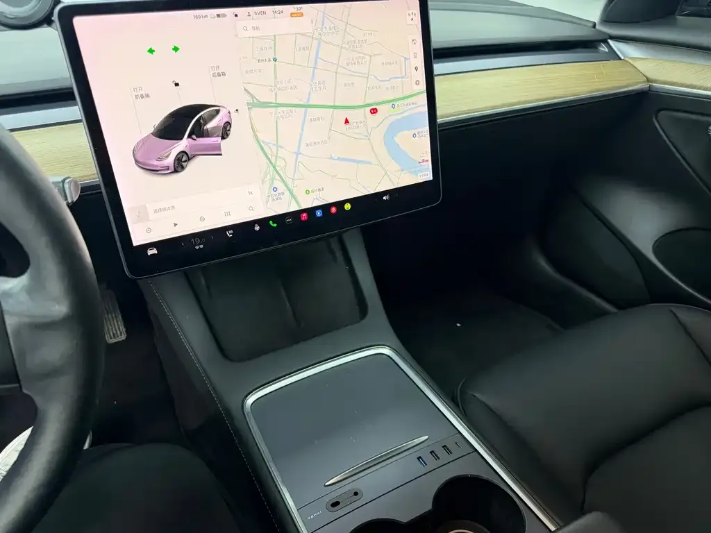 Tesla Model 3 — фото 10