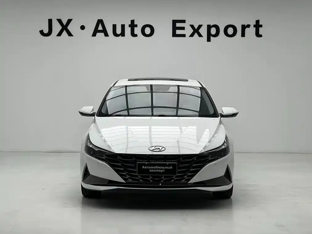 Hyundai Elantra — фото 2