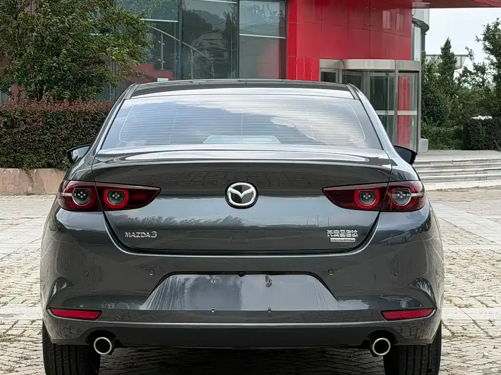 Mazda 3 Axela — фото 7