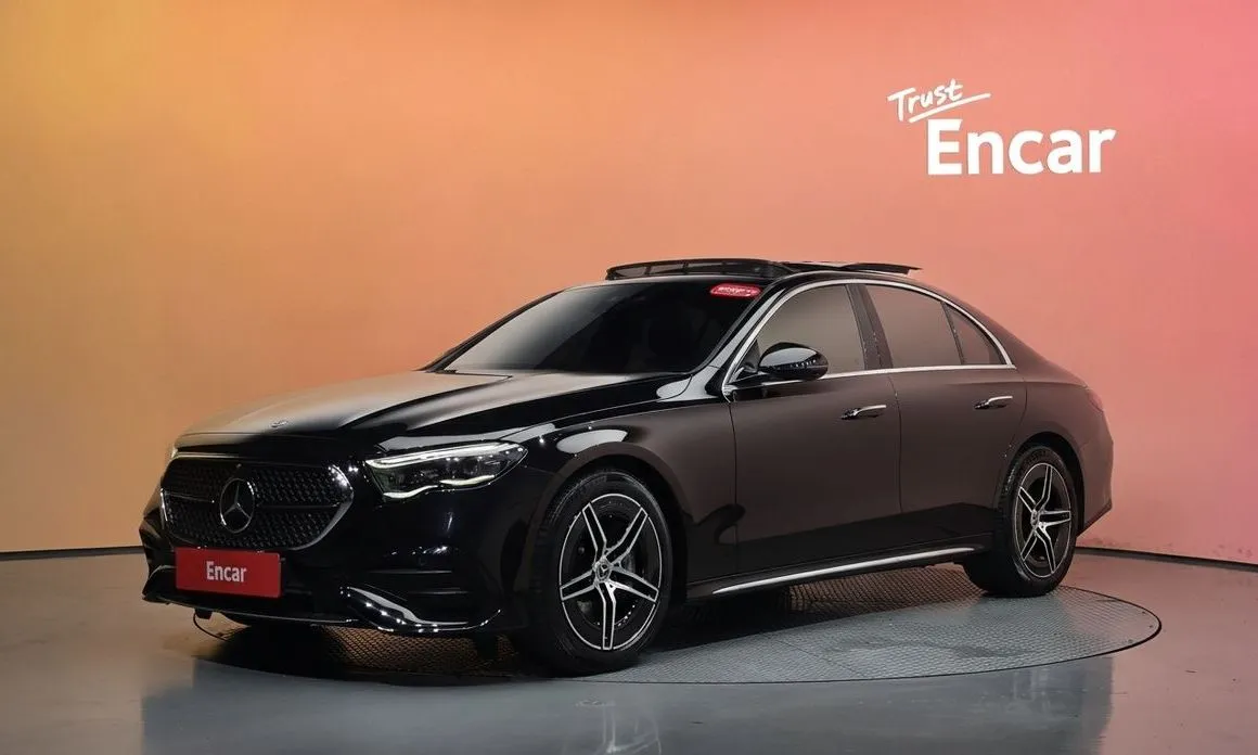 Mercedes-Benz E-Class — фото 1