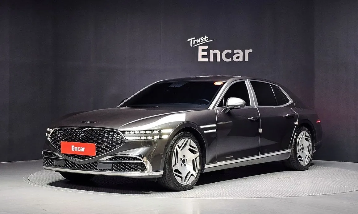 Genesis G90 — фото 1