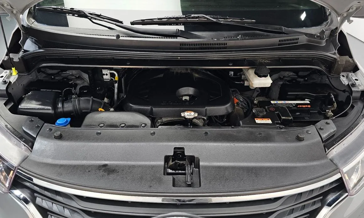 Hyundai Starex — фото 10