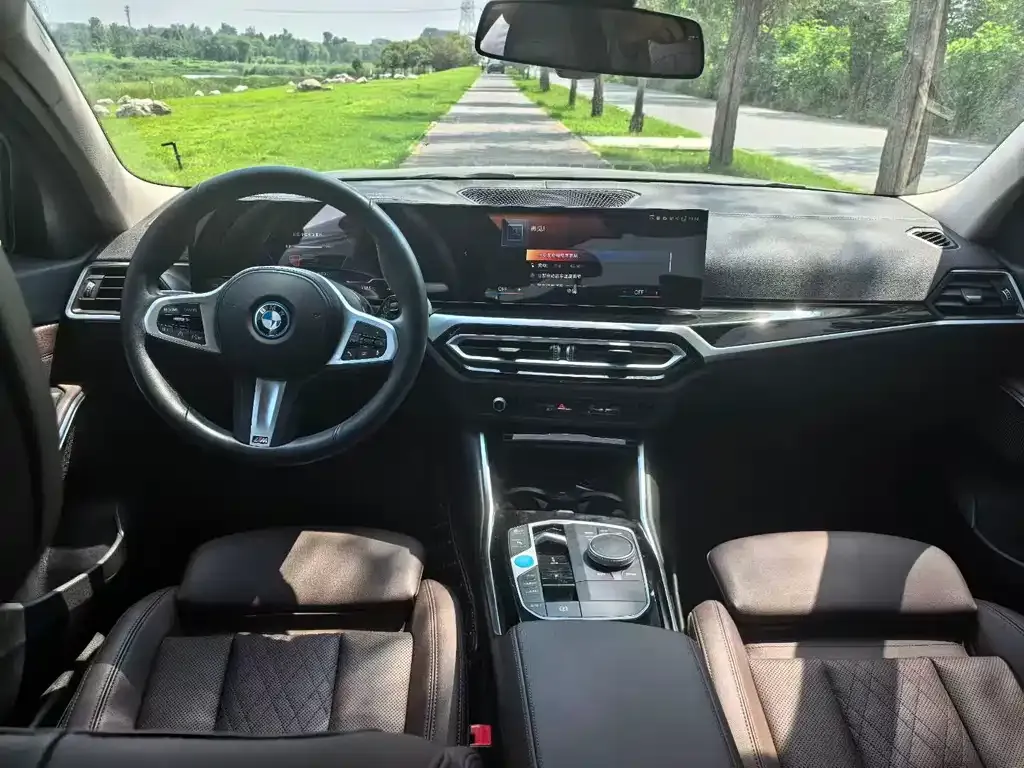 BMW i3 — фото 9