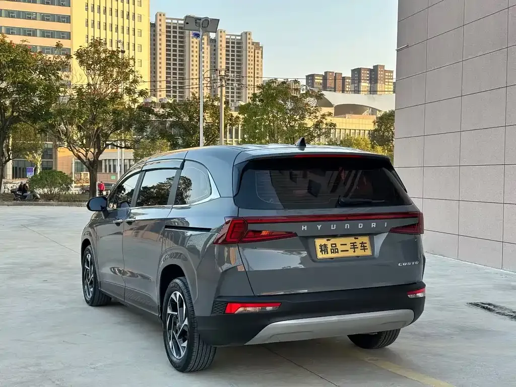 Hyundai Custo — фото 9