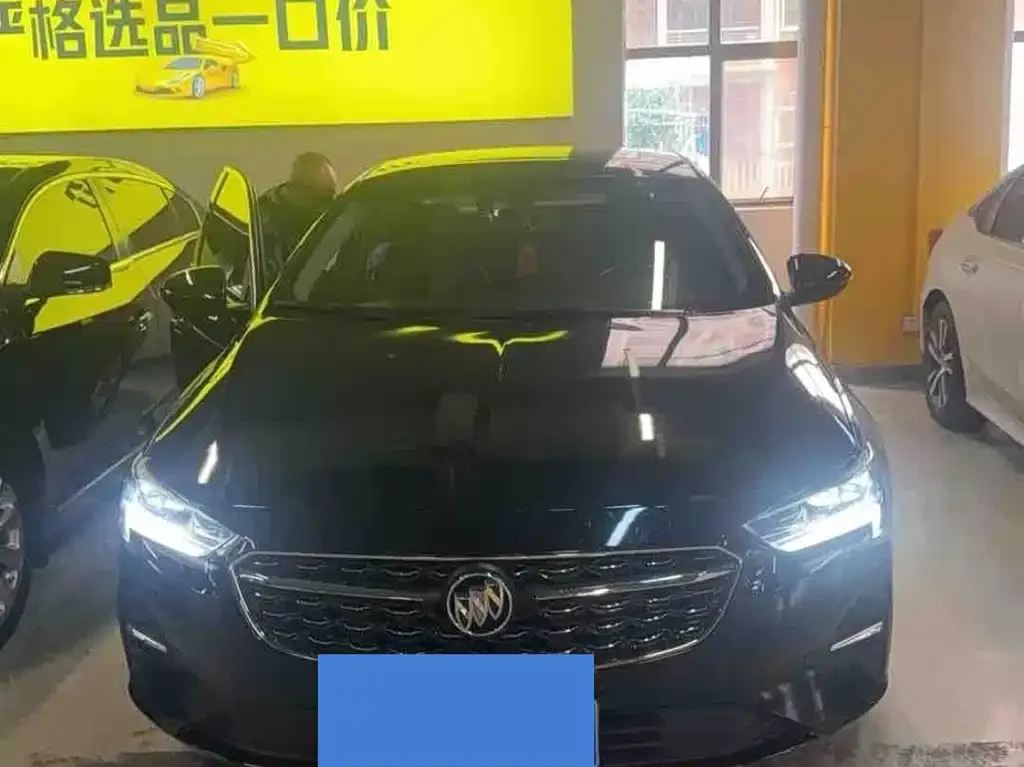 Buick Regal — фото 1