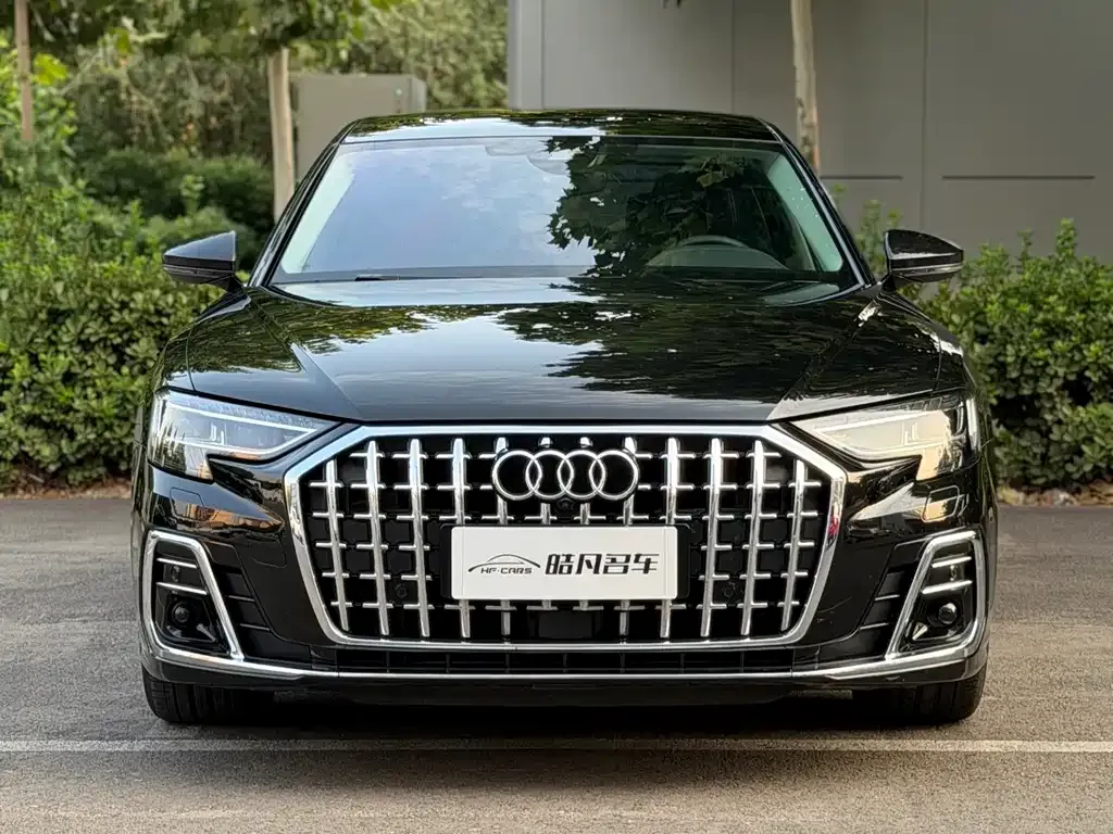 Audi A8 — фото 4
