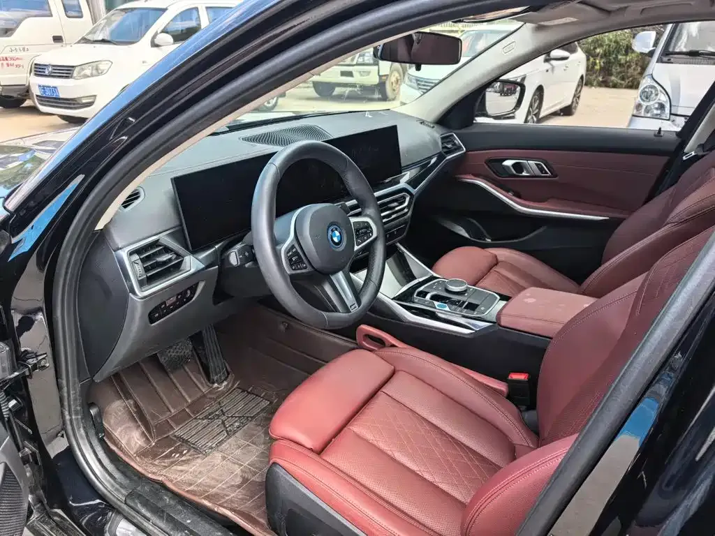 BMW i3 — фото 7