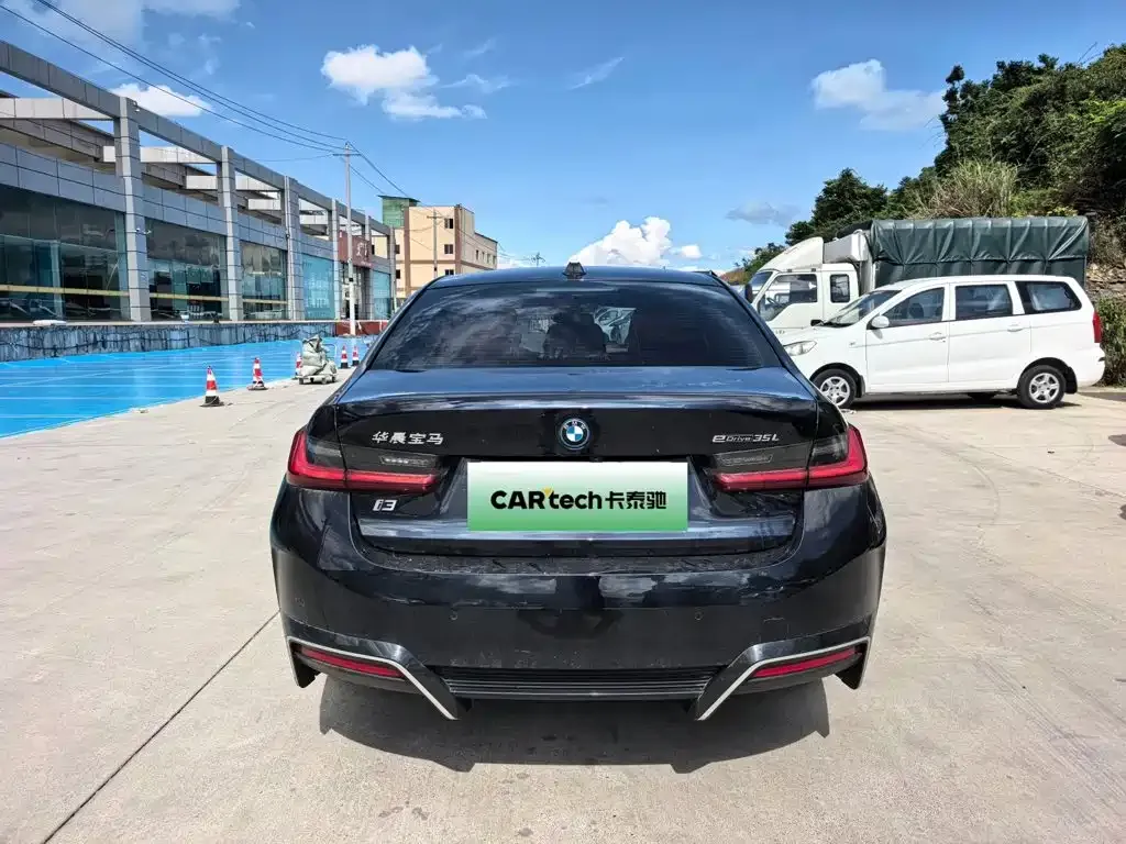 BMW i3 — фото 4