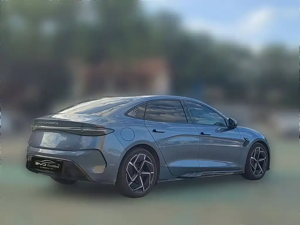 BYD Seal — фото 2