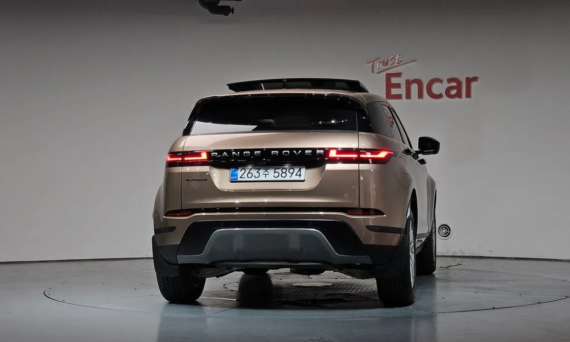 Land Rover Range Rover Evoque — фото 5