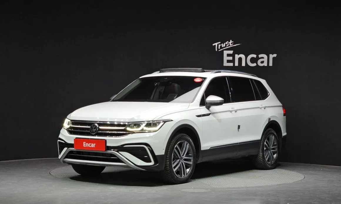 Volkswagen Tiguan — фото 1