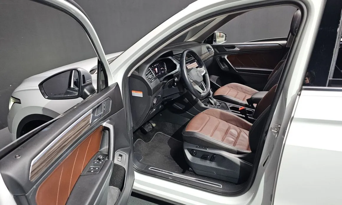 Volkswagen Tiguan — фото 4