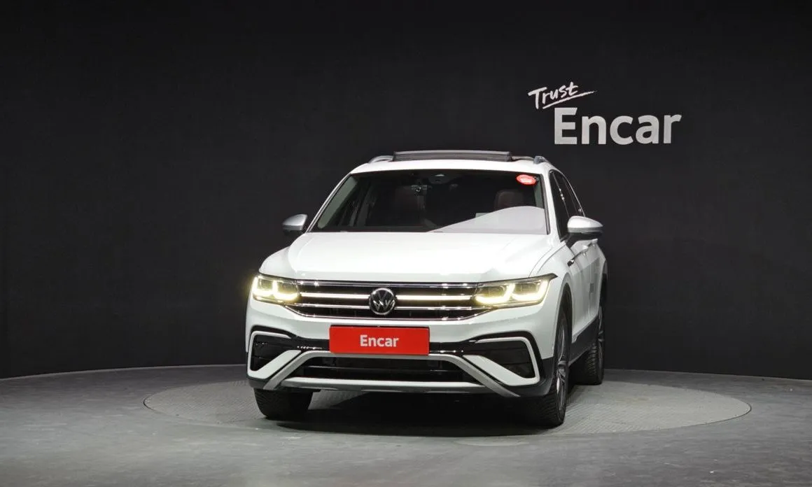 Volkswagen Tiguan — фото 7
